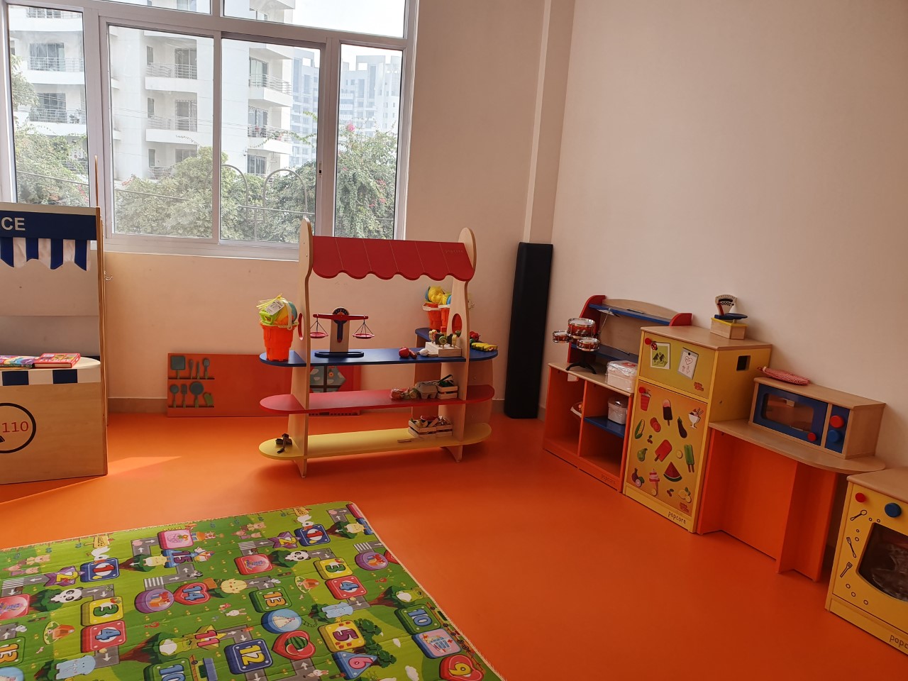 best daycare in sector 53 golf course road